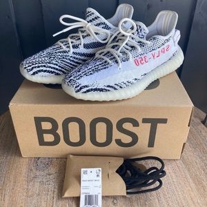 Zebra Yeezy 350 v2